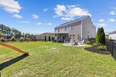 Absolutely beautiful and meticulously maintained 4 bedroom 2.5 - photo 43