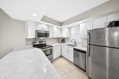 Stunning southwestern views await from this third-floor - photo 2