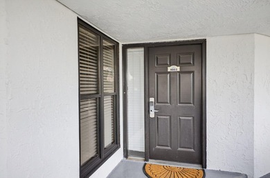 Stunning southwestern views await from this third-floor - photo 5