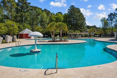 Absolutely beautiful and meticulously maintained 4 bedroom 2.5 - photo 56