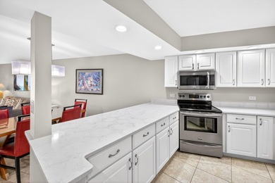 Stunning southwestern views await from this third-floor - photo 9