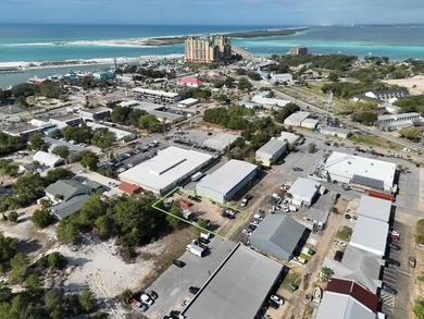 One of the few office/warehouse locations in the original part - photo 6