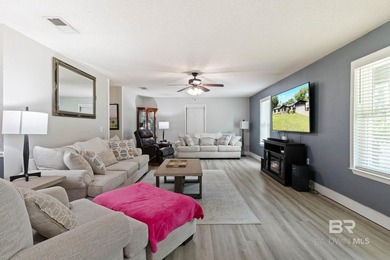 Beautiful 3BR/2BA (with very large bonus room) home featuring - photo 7