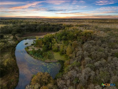 Lake Acreage For Sale in Seguin, Texas