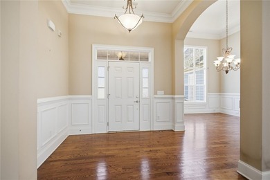 Welcome to 103 Oak Crest Circle, a beautifully designed home - photo 6