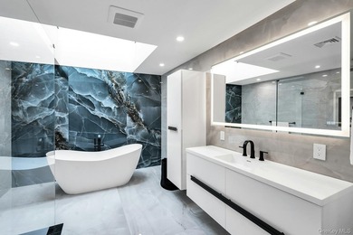 Gut renovated to the TENS. (HEATED FLOORS THRUGHOUT) Best - photo 11