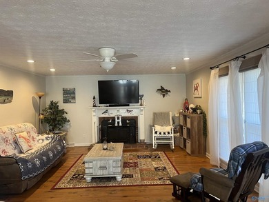 Nestled on the scenic shores of Weiss Lake in the sought-after - photo 11