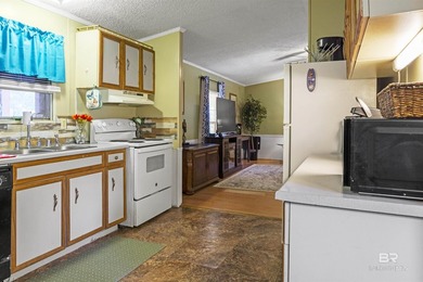 Enjoy the space and convenience this 2-bedroom, 2-full bath - photo 12