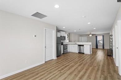 Welcome to this charming patio home nestled in the heart of Irmo - photo 12