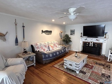 Nestled on the scenic shores of Weiss Lake in the sought-after - photo 12