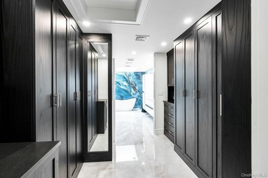 Gut renovated to the TENS. (HEATED FLOORS THRUGHOUT) Best - photo 18
