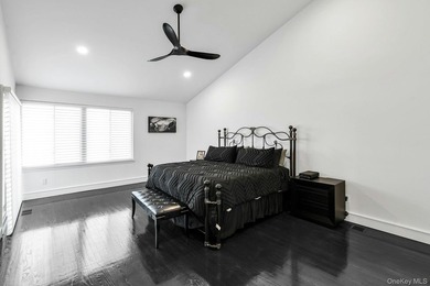 Gut renovated to the TENS. (HEATED FLOORS THRUGHOUT) Best - photo 21