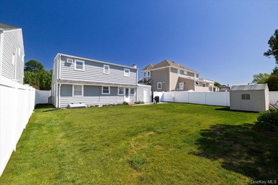 Welcome to 265 West Windsor Parkway, a beautifully updated - photo 2