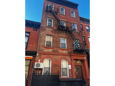 Prime Prospect Heights Investment Opportunity -8-Family on 6th - photo 4