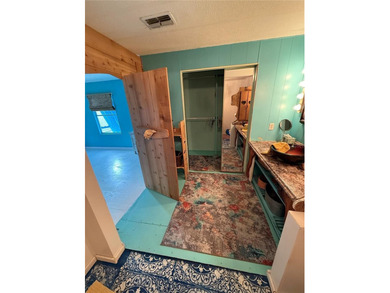 Newly reduced artist retreat beachside. This two bedroom, two - photo 20