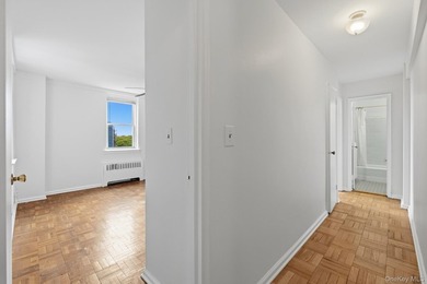 Bright Two Bedroom conveniently located in Spuyten Duyvil - photo 10