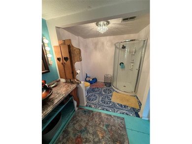 Newly reduced artist retreat beachside. This two bedroom, two - photo 21