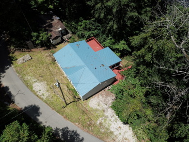 Waterfront home with a dock in Fentress Hideout! - photo 26