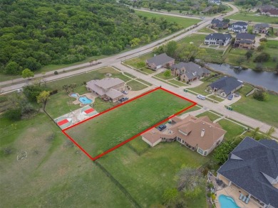Lake Lot For Sale in Cedar Hill, Texas