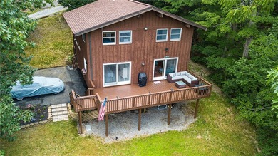 Welcome to this stunning contemporary chalet nestled on 2.6 - photo 3