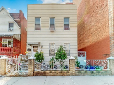 East River Townhome/Townhouse Sale Pending in Astoria New York