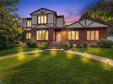 Welcome to 282 Boscombe Avenue - A South Shore Gem! Nestled on a - photo 3