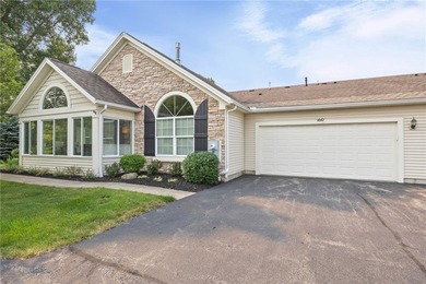 Estate No PCD!! Sensational 2 bedroom, 2 full bath Ranch - photo 5
