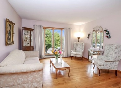 Welcome to 282 Boscombe Avenue - A South Shore Gem! Nestled on a - photo 7