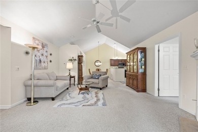 Estate No PCD!! Sensational 2 bedroom, 2 full bath Ranch - photo 10