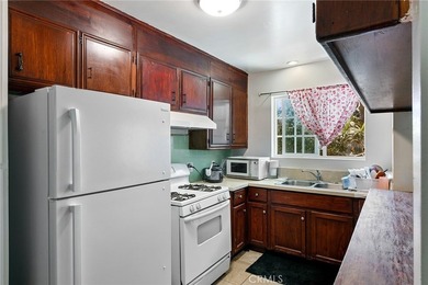 1070 Chestnut - photo 30