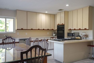 Welcome to this spacious 4-bedroom, 2.5-bath Ranch located in - photo 8