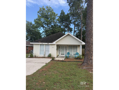 Charming 2BR/2BA coastal cottage located in the Meyer - photo 3