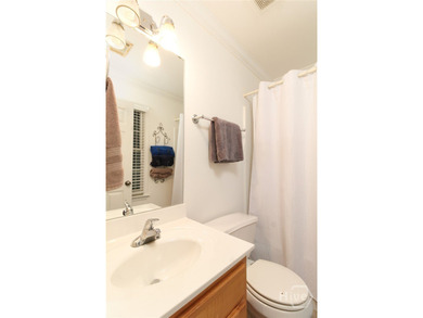 Welcome to this warm and inviting 4-bedroom, 3.5-bath home in - photo 29