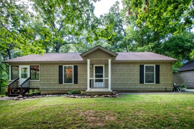 Lake Home For Sale in Dahinda, Illinois