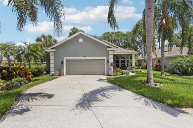 Lake Home For Sale in Tavares, Florida