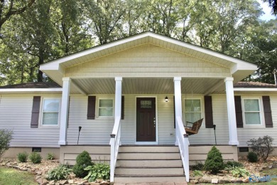 Lake Home For Sale in Guntersville, Alabama