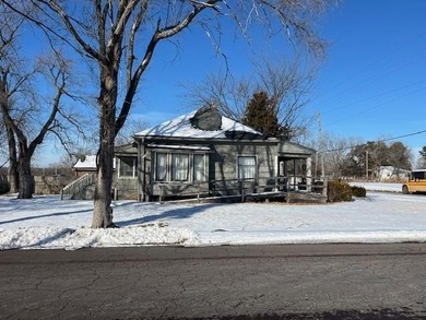 Commercial building located in fasted growing City in Johnson
