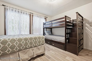Welcome to this beautifully renovated townhome in the highly - photo 20