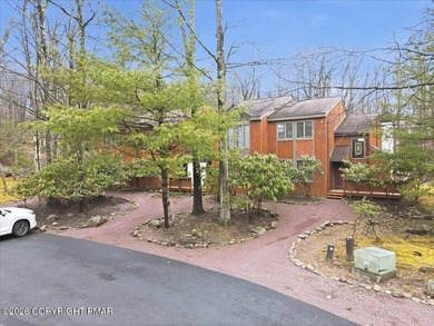Welcome to this beautifully renovated townhome in the highly - photo 26