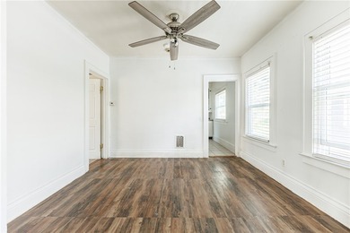 This property is the perfect situation for a duplex, with one - photo 5