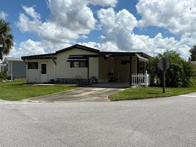 Lake Sebring Home For Sale in Sebring Florida