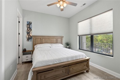 Experience lake lifestyle from the top floor of furnished 3 - photo 12