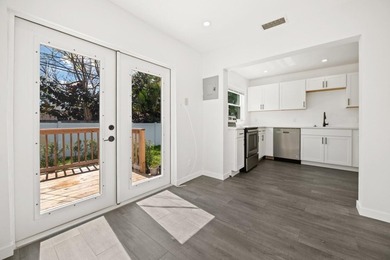 A true 3/2 fully renovated home on one of the best streets in - photo 12