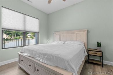Experience lake lifestyle from the top floor of furnished 3 - photo 15