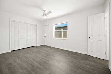 A true 3/2 fully renovated home on one of the best streets in - photo 19