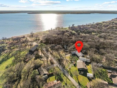 Lake Texoma Home For Sale in Pottsboro Texas