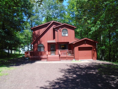 Lake Home For Sale in Tamiment, Pennsylvania