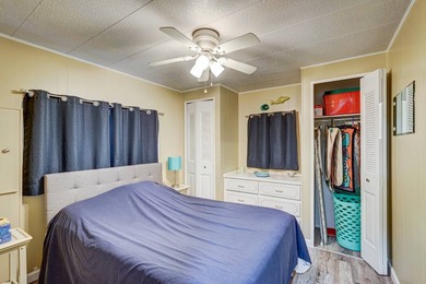 Welcome to Village on the Green, a beautiful 55+ GATED community - photo 22