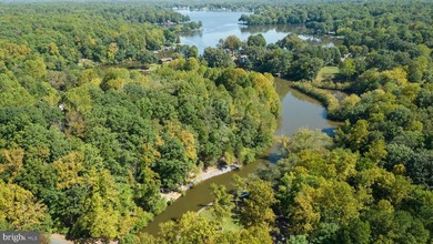 Waterfront lot with dock in Blue Ridge Shores: Nestled within - photo 24