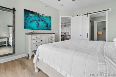 Experience lake lifestyle from the top floor of furnished 3 - photo 29